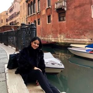 Meet your Posher, Mehdia